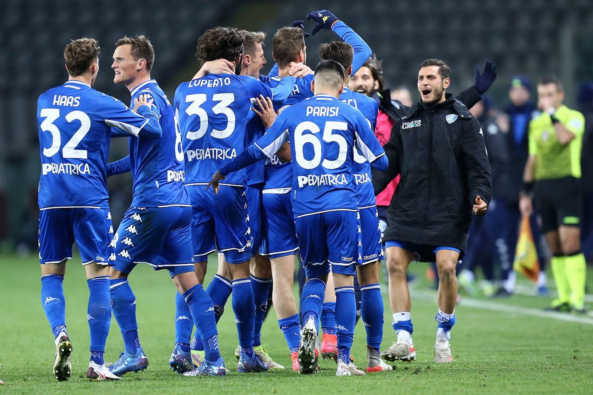 僅能夠在比 僅能夠在比